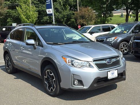 Used 2016 Subaru Crosstrek 2.0i Limited AWD/4WD image 3