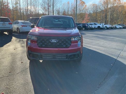 New 2025 Ford Maverick XLT w/ XLT Luxury Package image 2