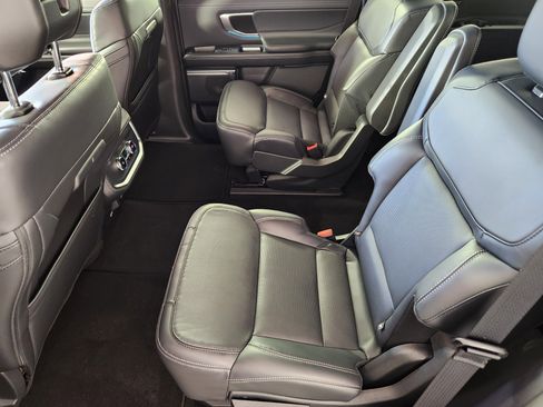New 2026 Ford Expedition Platinum w/ Stealth Appearance Package AWD/4WD image 14