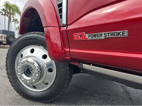 New 2026 Ford F450 Platinum w/ Platinum Plus Package image 48