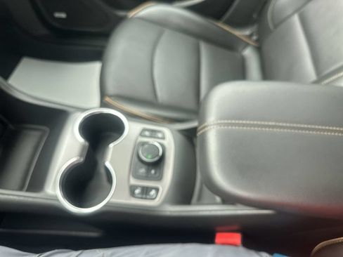Used 2024 GMC Terrain AT4 w/ Infotainment Package II AWD/4WD image 27