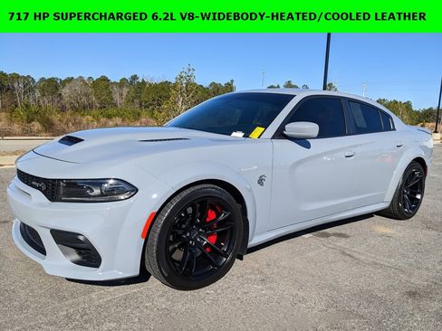 Used 2022 Dodge Charger SRT Hellcat image 1