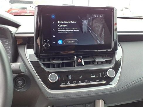 Used 2024 Toyota Corolla Cross LE image 15