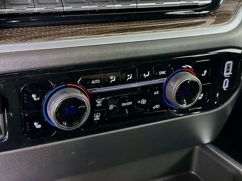 New 2026 Chevrolet Silverado 1500 RST AWD/4WD image 15