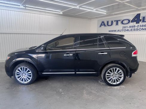 Used 2015 Lincoln MKX AWD w/ Equipment Group 102A image 8