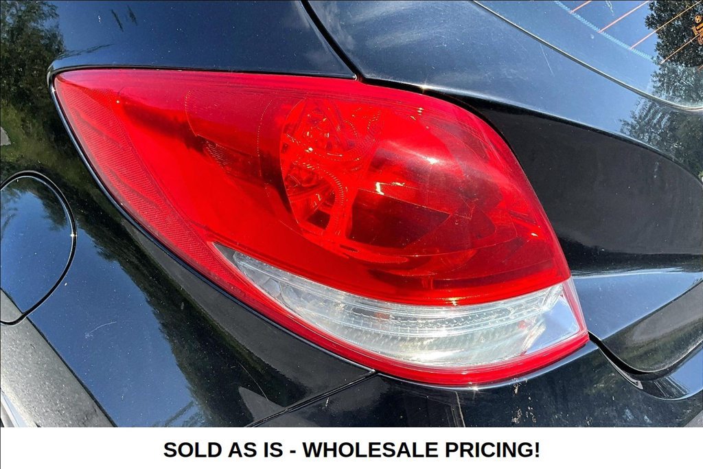 Used 2012 Hyundai Veloster FWD image 23