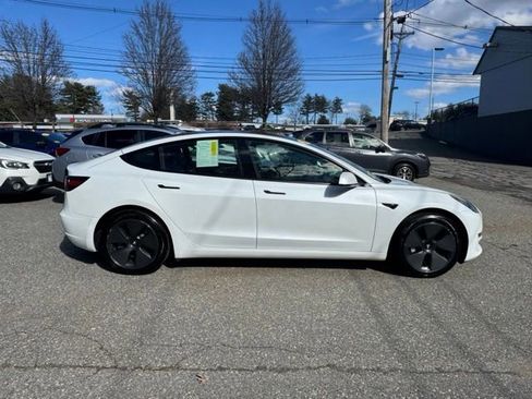 Used 2023 Tesla Model 3 Standard Range image 2