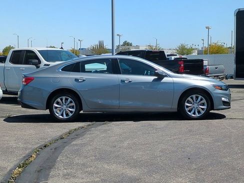 Used 2025 Chevrolet Malibu LT FWD image 9