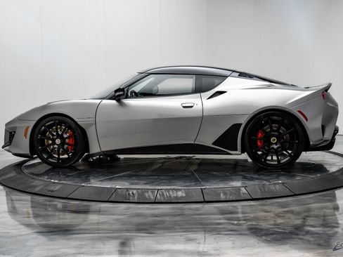 Used 2021 Lotus Evora image 4