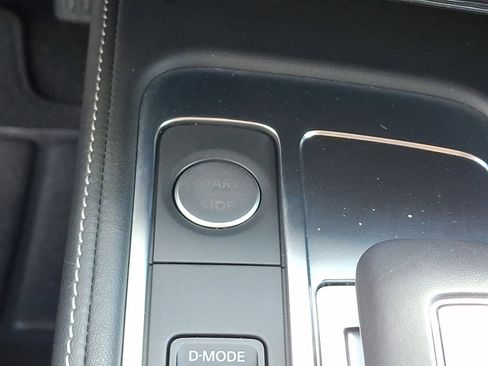 Certified 2025 INFINITI QX60 Luxe AWD/4WD image 30