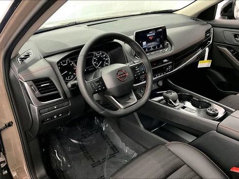 New 2026 Nissan Rogue SV AWD/4WD image 7