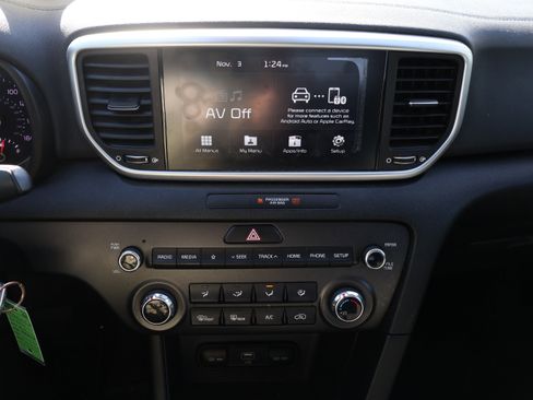 Used 2020 Kia Sportage LX image 24