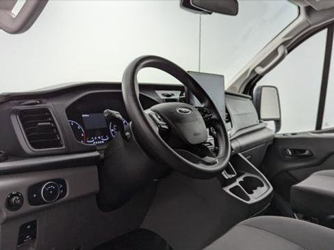Used 2023 Ford Transit 350 XLT image 19