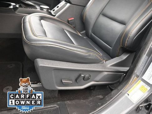 Used 2024 Ford Bronco Badlands image 16