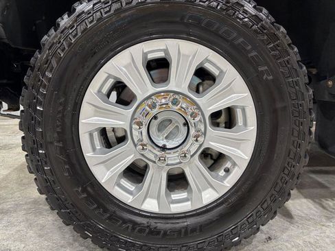 Used 2020 Ford F250 XLT w/ XLT Value Package AWD/4WD image 26