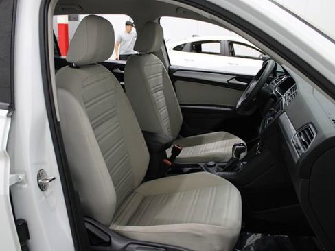 Used 2022 Volkswagen Tiguan S image 14