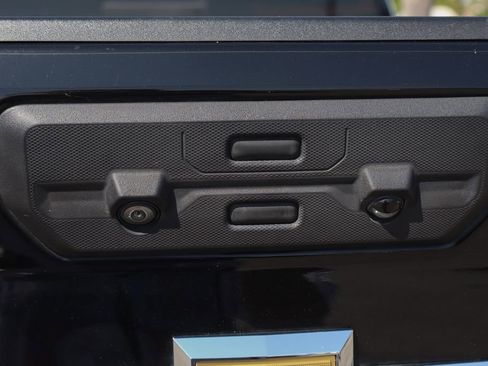 Used 2022 Chevrolet Silverado 3500 High Country image 55