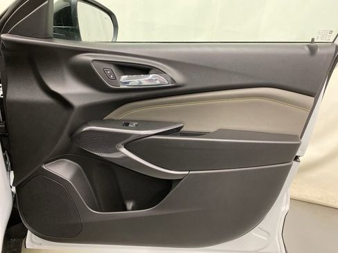 New 2026 Chevrolet Trax ACTIV w/ Sunroof Package image 11