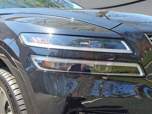 Used 2024 Genesis GV80 2.5T w/ Prestige Package image 28