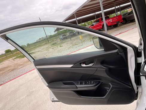 Used 2019 Honda Civic LX image 24