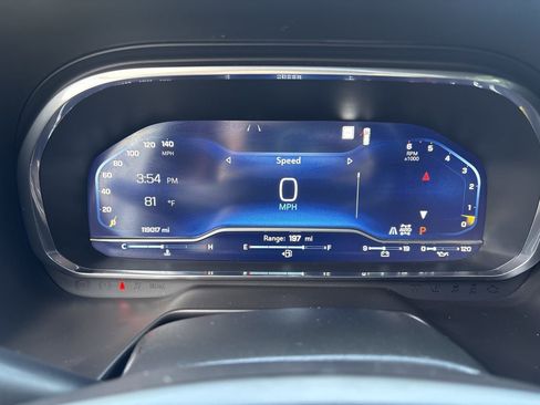 Used 2022 Chevrolet Tahoe Z71 image 23