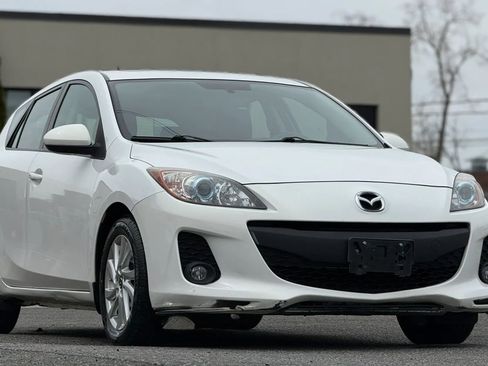 Used 2013 MAZDA MAZDA3 i Touring FWD image 2