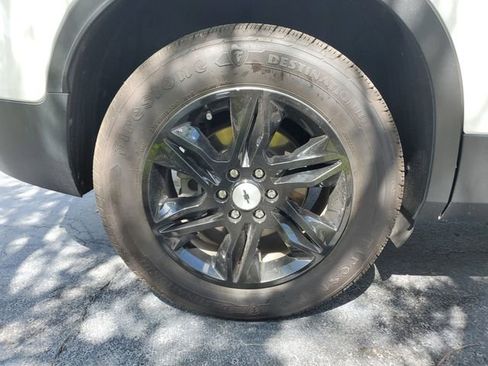 Used 2021 Chevrolet Blazer LT AWD/4WD image 5