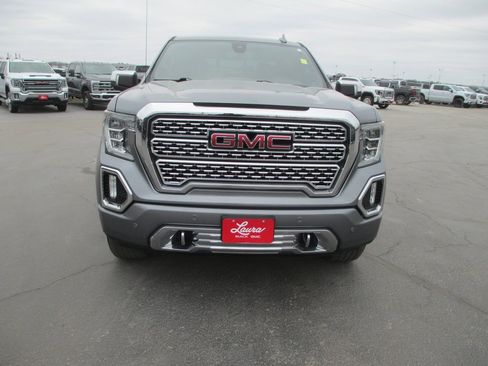 Used 2019 GMC Sierra 1500 Denali w/ Driver Alert Package II image 11