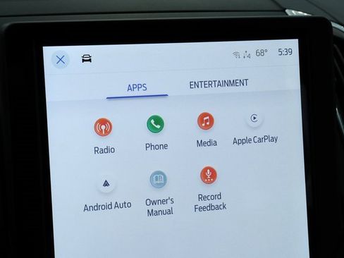 Used 2021 Ford Edge ST image 31