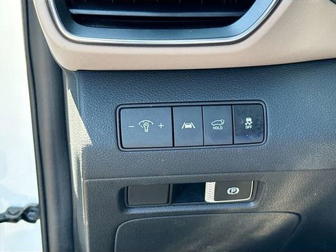 Certified 2023 Hyundai Santa Fe SEL image 10