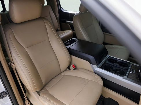 Used 2017 Ford F250 Lariat w/ Lariat Ultimate Package image 35