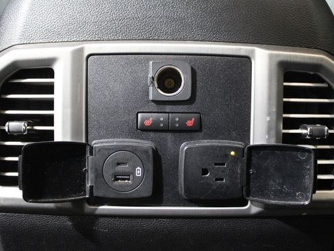 Used 2020 Ford F250 Platinum w/ Tremor Off-Road Package image 24