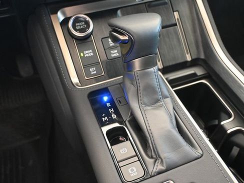 Used 2024 Lexus GX 550 image 23