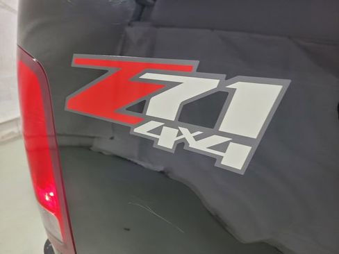 Used 2011 GMC Sierra 1500 SLE w/ Power Tech Package image 39