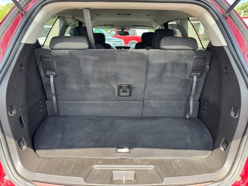 Used 2014 Chevrolet Traverse LT AWD/4WD image 18