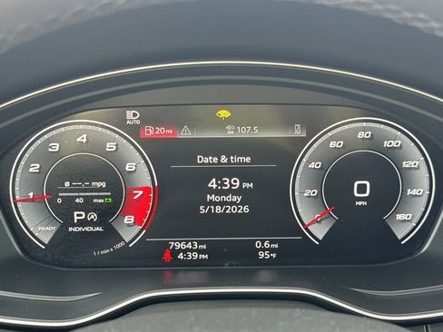 Used 2021 Audi Q5 2.0T Premium Plus AWD/4WD image 16