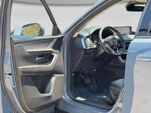 Certified 2025 MAZDA CX-70 Plug-In Hybrid w/ Premium Pkg AWD/4WD image 9