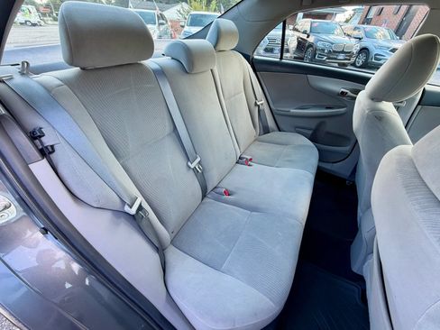 Used 2013 Toyota Corolla LE FWD image 10