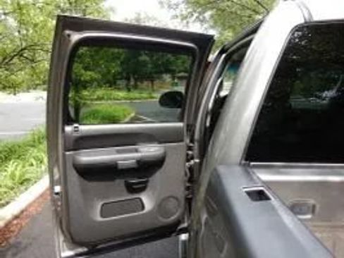 Used 2013 Chevrolet Silverado 1500 LT w/ All-Star Edition AWD/4WD image 15