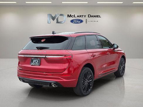 New 2026 Lincoln Corsair Premiere image 5