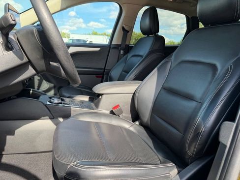 Used 2020 Ford Escape SEL FWD image 9
