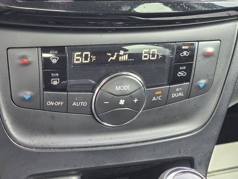 Used 2018 Nissan Sentra SV image 18