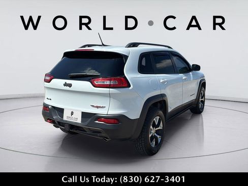 Used 2014 Jeep Cherokee Trailhawk w/ Leather Interior Group AWD/4WD image 14