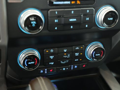 Certified 2019 Ford F150 Limited w/ Trailer Tow Package image 16