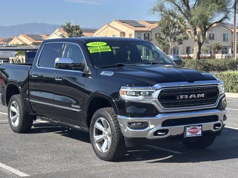 Used 2019 RAM 1500 Limited RWD image 1