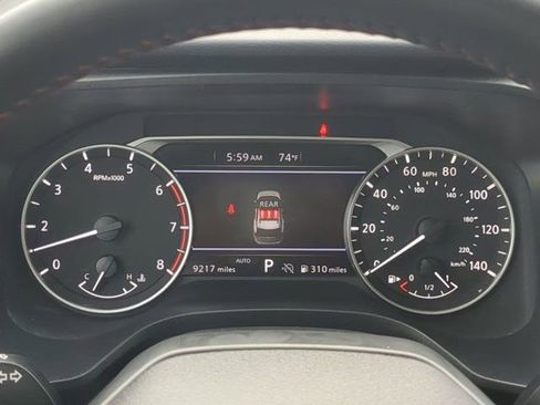 Used 2025 Nissan Rogue SV AWD/4WD image 25
