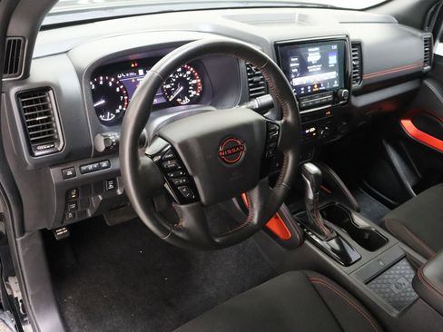 Used 2023 Nissan Frontier Pro-X w/ Pro Convenience Package RWD image 13