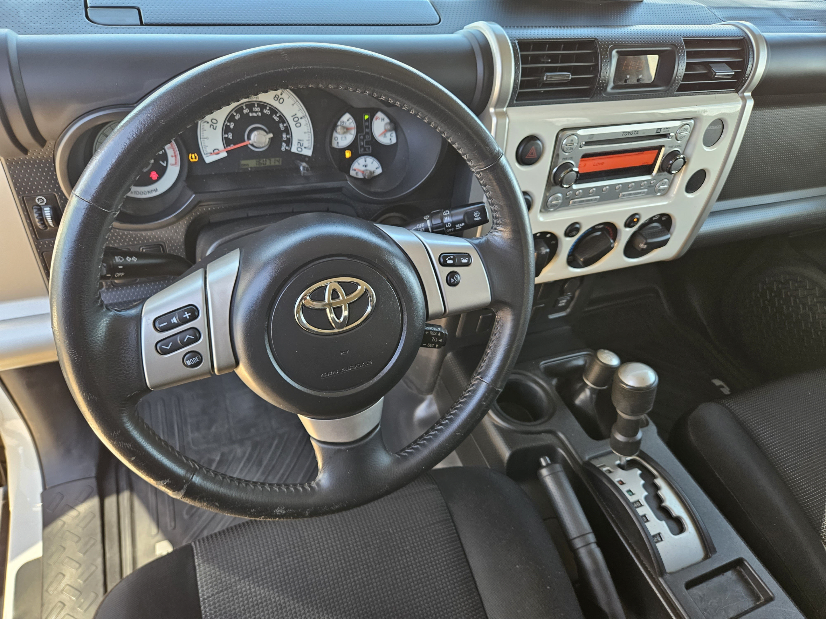 Used 2012 Toyota FJ Cruiser 4WD image 18