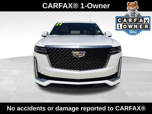 Used 2023 Cadillac Escalade ESV Premium Luxury image 2