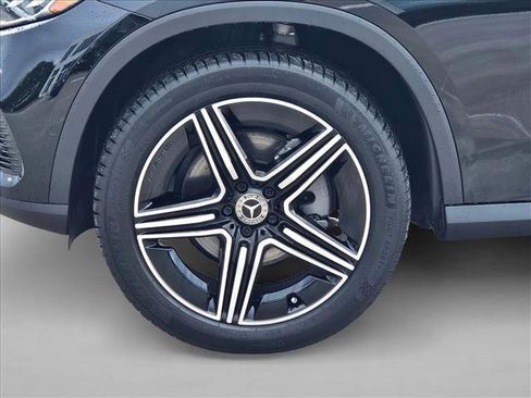 Certified 2026 Mercedes-Benz GLC 300 image 24